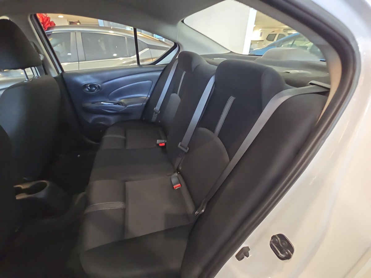 2023 Nissan V-Drive 4p L4/1.6 Man Audio